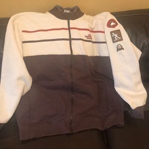 North Face Men’s sweater